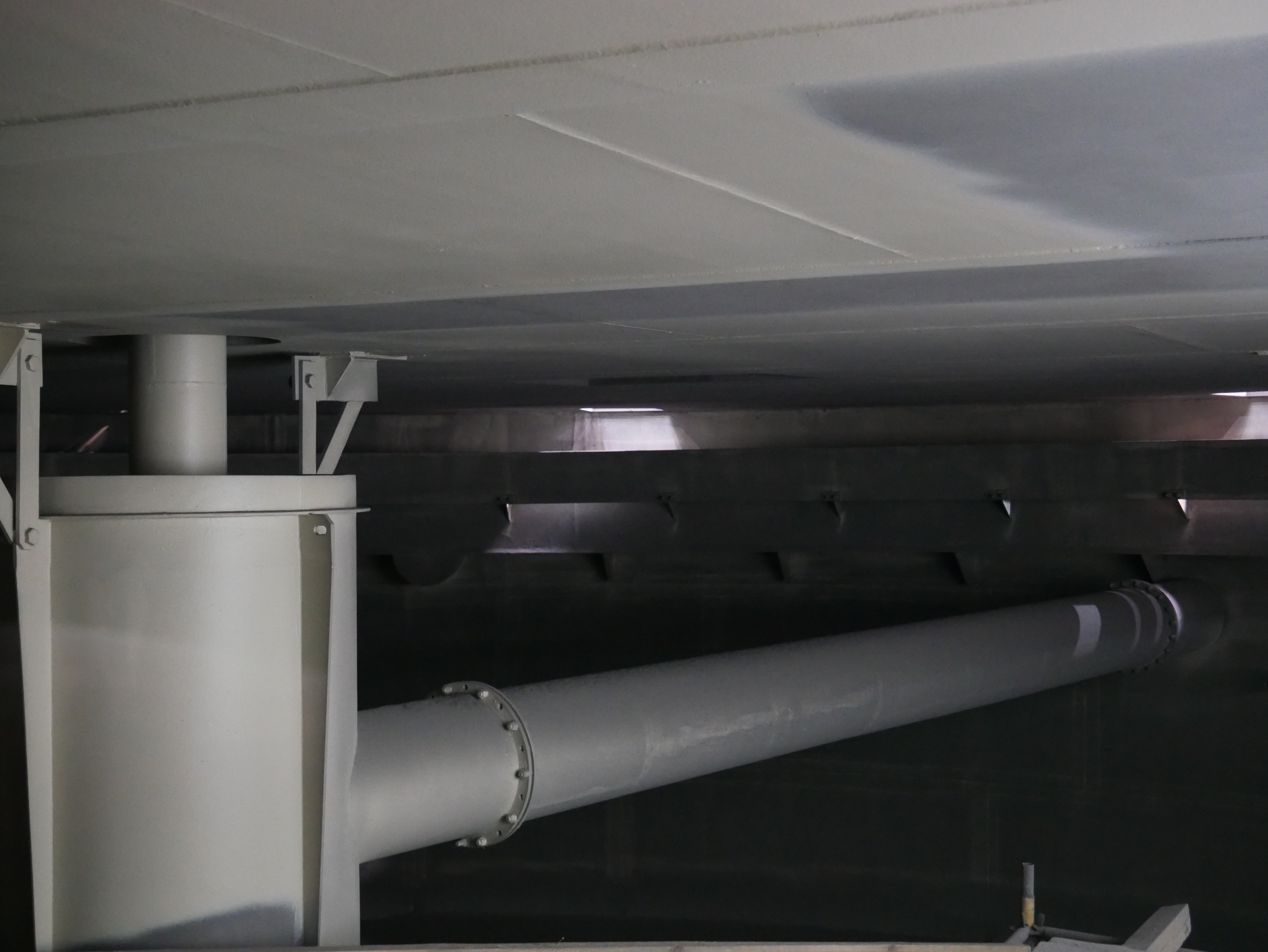 внутренняя поверхность сгустителя типа Дорр